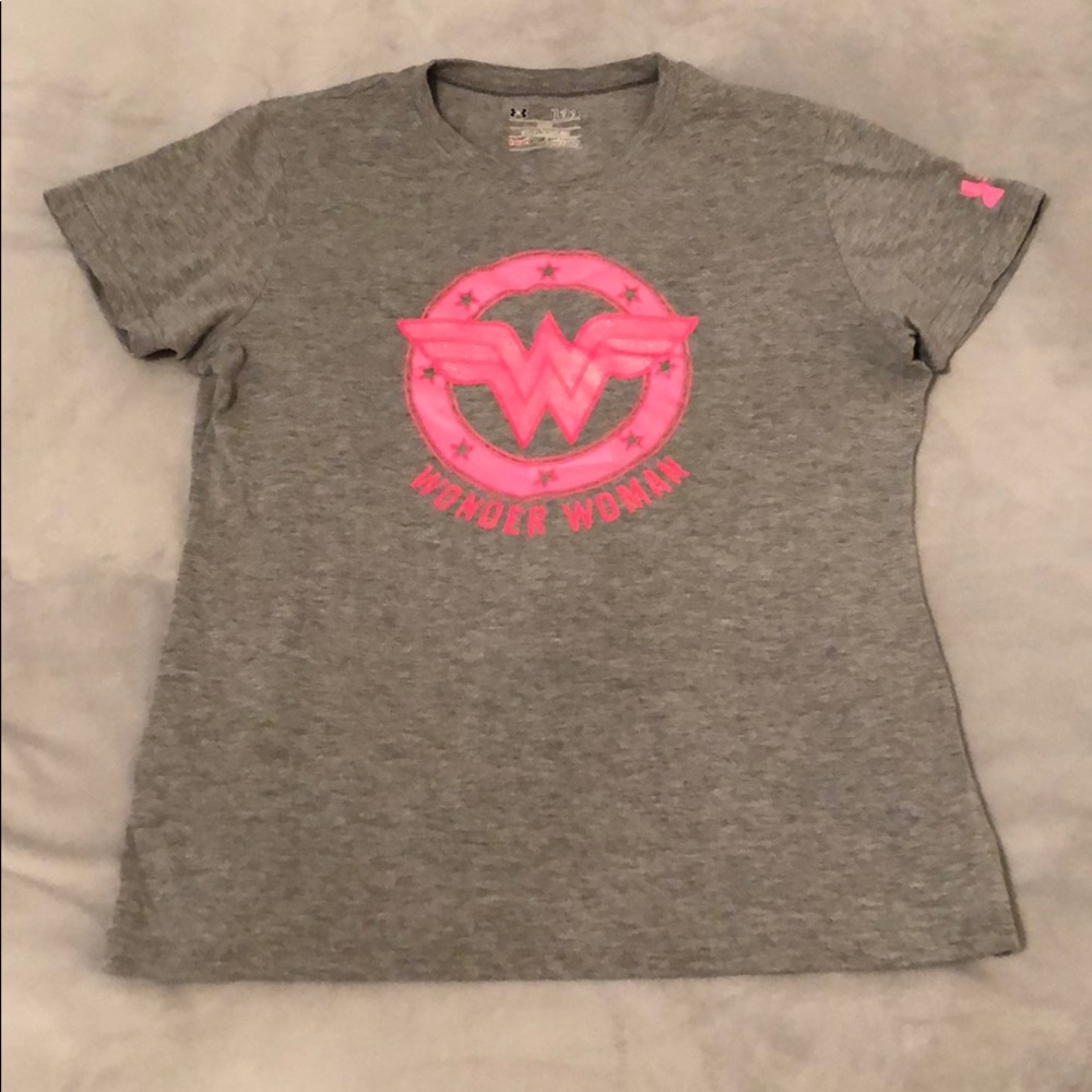 Under Armour short sleeved t-shirt